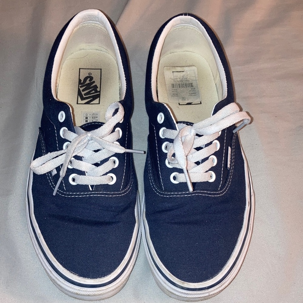 Men’s Vans size 9.5 navy blue